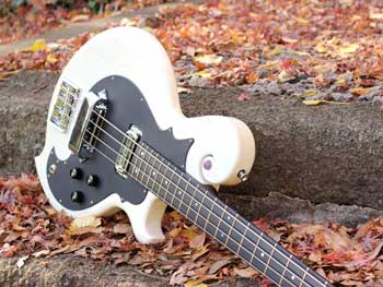 quinto Bass 003 body